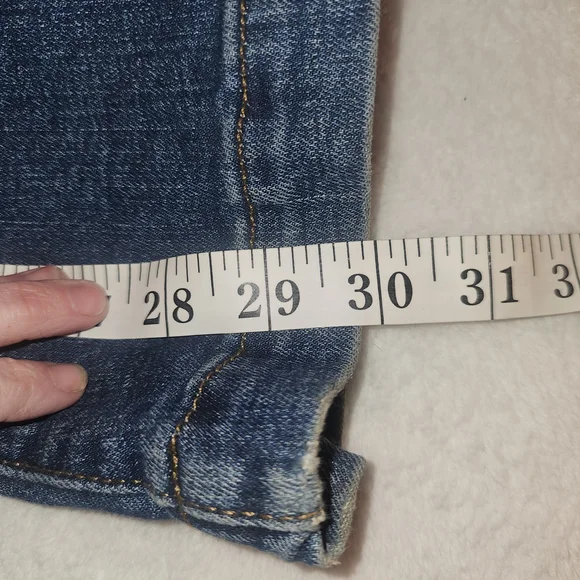 Wrangler Women's Retro High Rise Flare Bell Bottom Jeans Size 31x30 - Picture 12 of 12